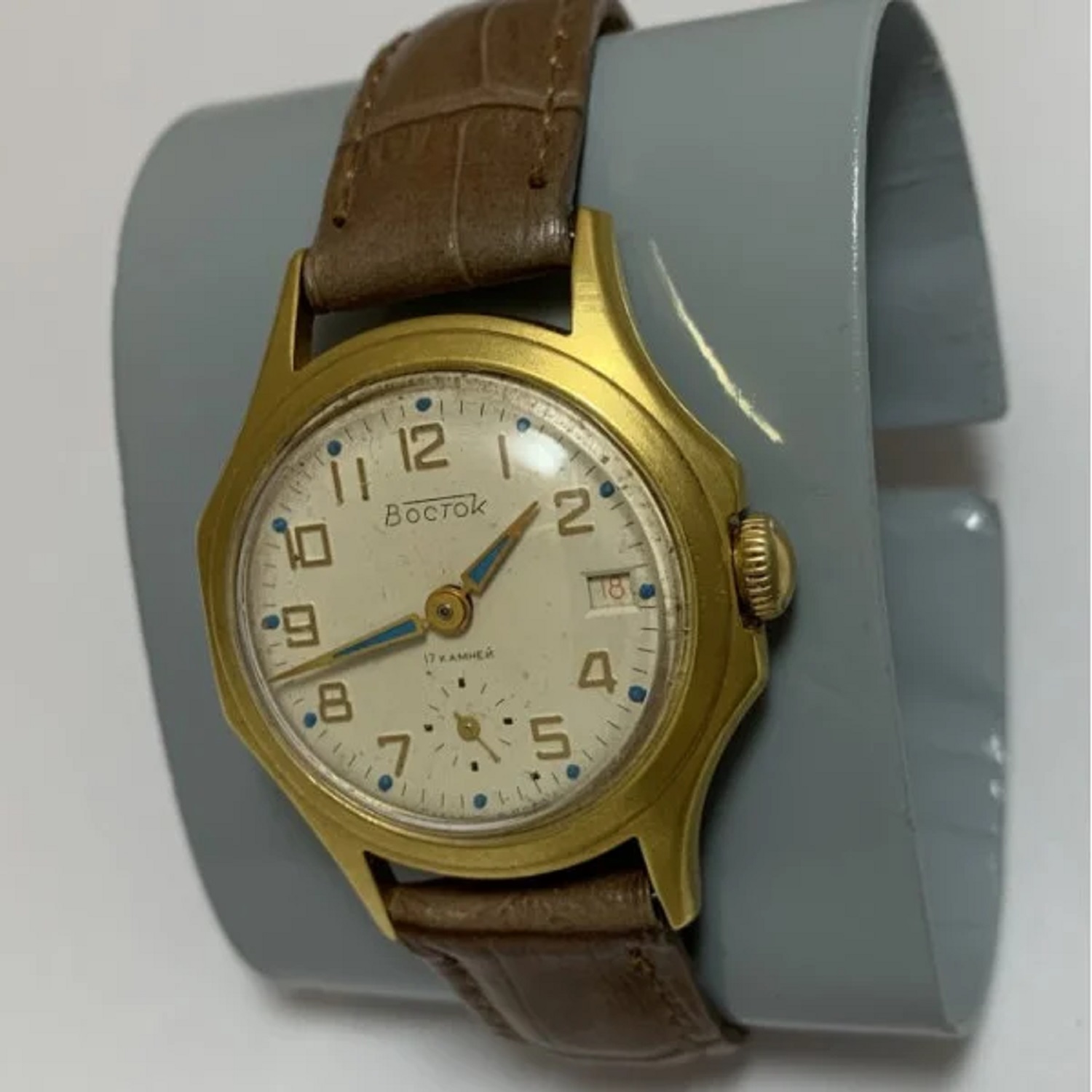 Какие три марки наручных часов СССР дорого ценятся коллекционерами